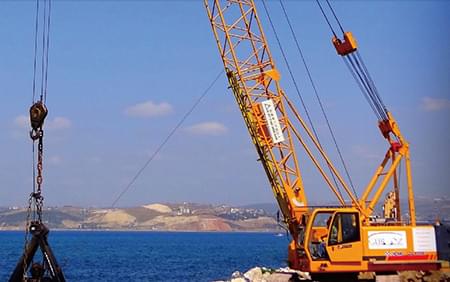 Crawler crane construct in Antaya Turkey,Europ